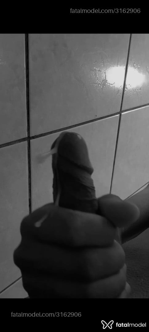 Acompanhante homem morena (o) de olhos castanhos - Usuario
