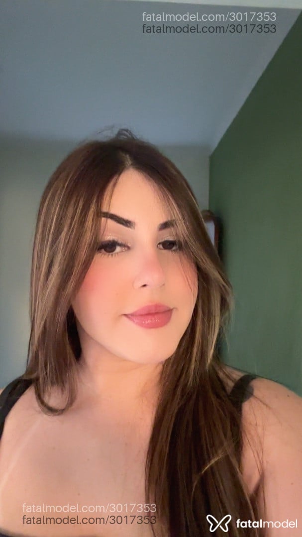Acompanhante mulher com cabelo castanho de olhos castanhos - Gaby