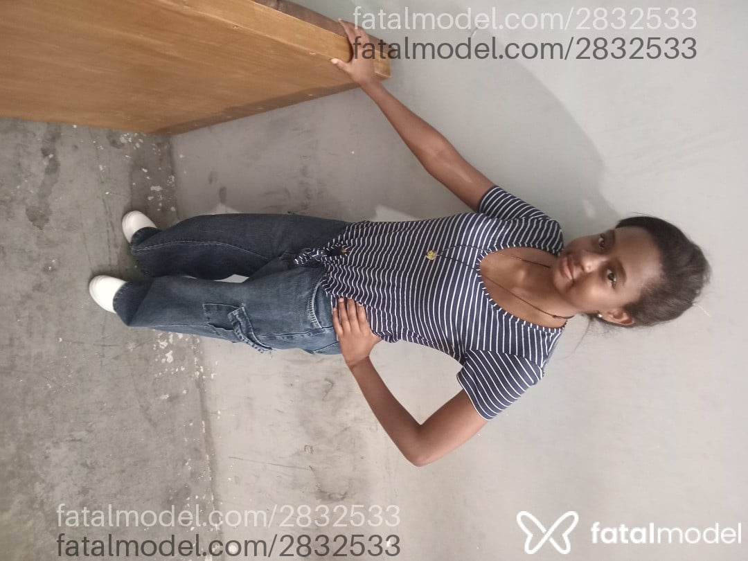 Acompanhante mulher com cabelo castanho de olhos castanhos - Jade Pimentel