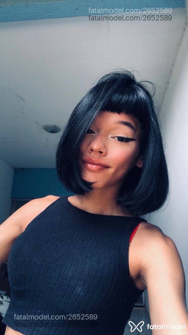 Acompanhante mulher trans morena (o) de olhos castanhos - Maria Magnolia