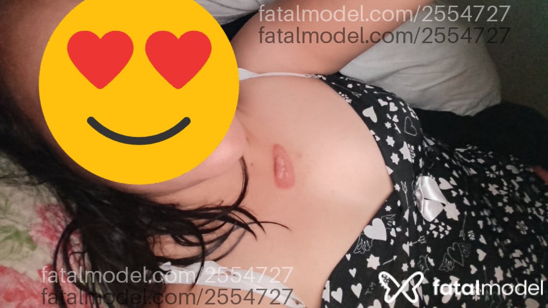 Acompanhante mulher com cabelo castanho de olhos castanhos - Amorzinho