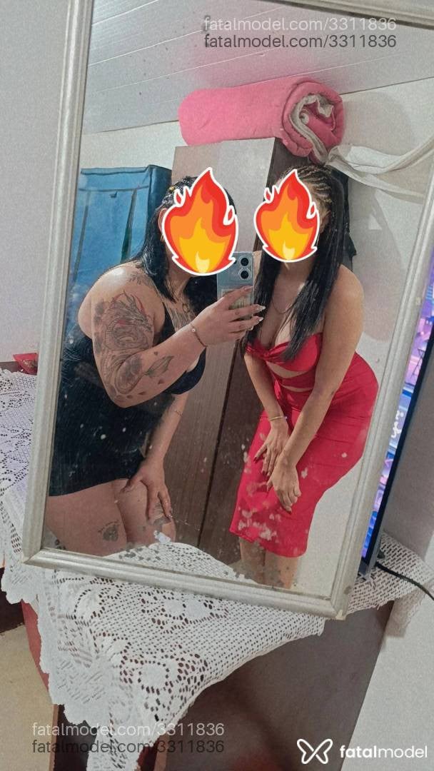 Acompanhante mulher com cabelo castanho de olhos castanhos - Carolzinha