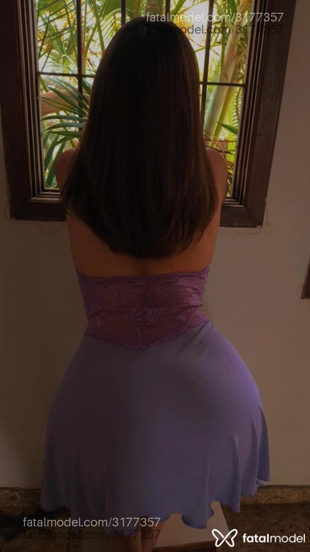 Acompanhante mulher com cabelo castanho de olhos castanhos - Teresa Nunes