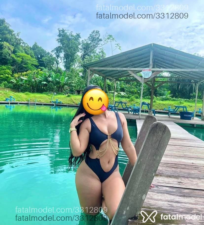 Acompanhante mulher morena (o) de olhos pretos - Milena