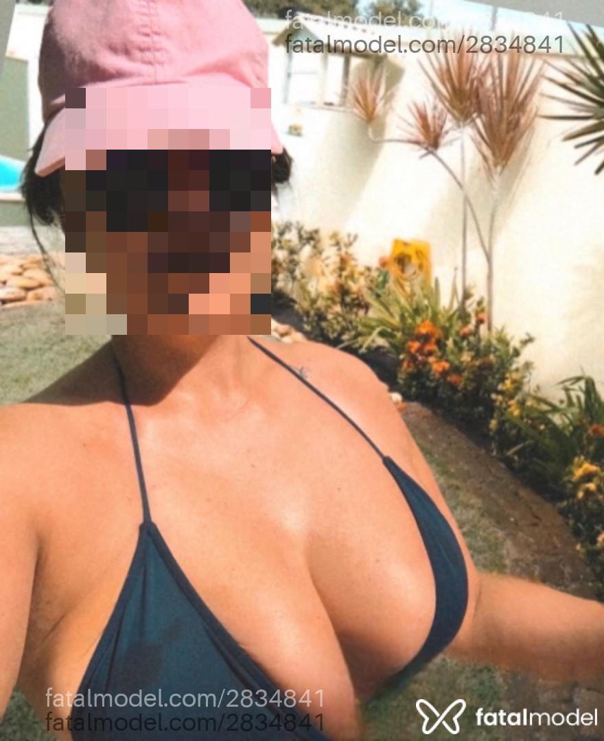 Acompanhante mulher com cabelo castanho de olhos castanhos - Nicole