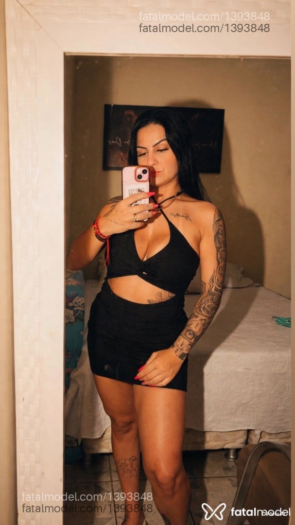 Acompanhante mulher morena (o) de olhos verdes - Lara Bittench