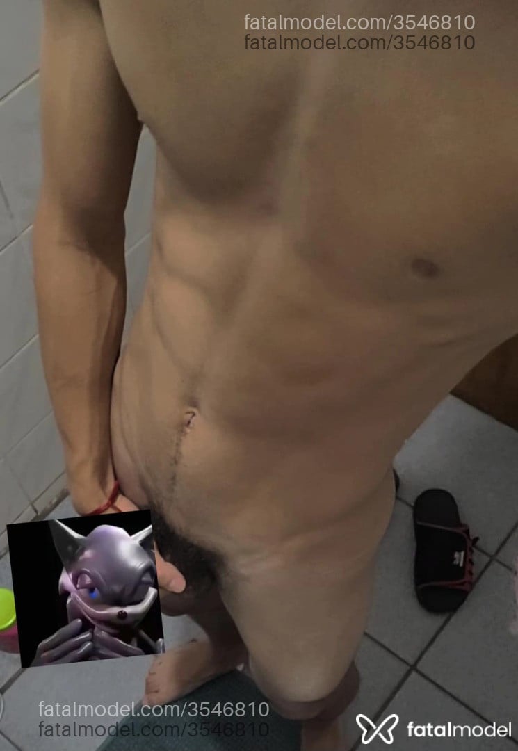 Acompanhante homem com cabelo castanho de olhos castanhos - Novinhoatv