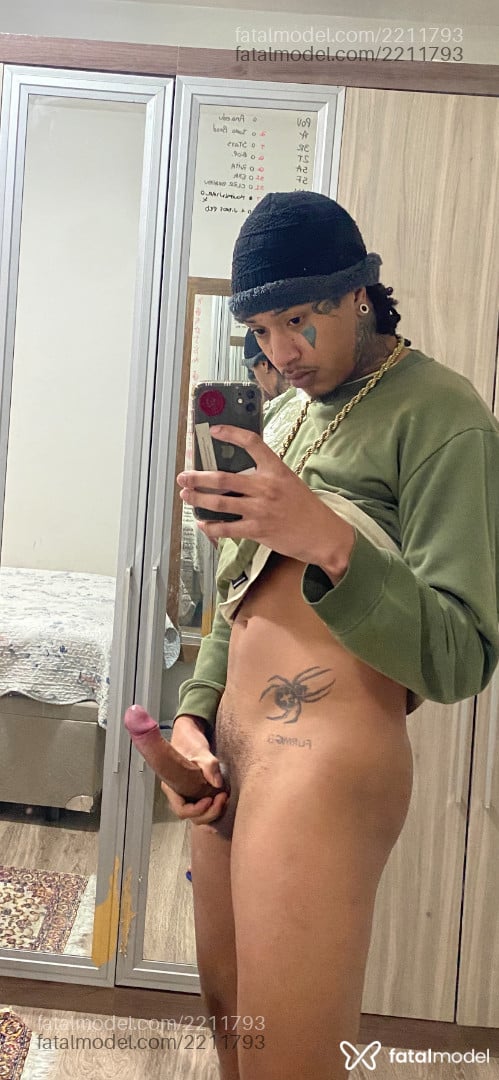 Acompanhante homem morena (o) de olhos pretos - Gustavo