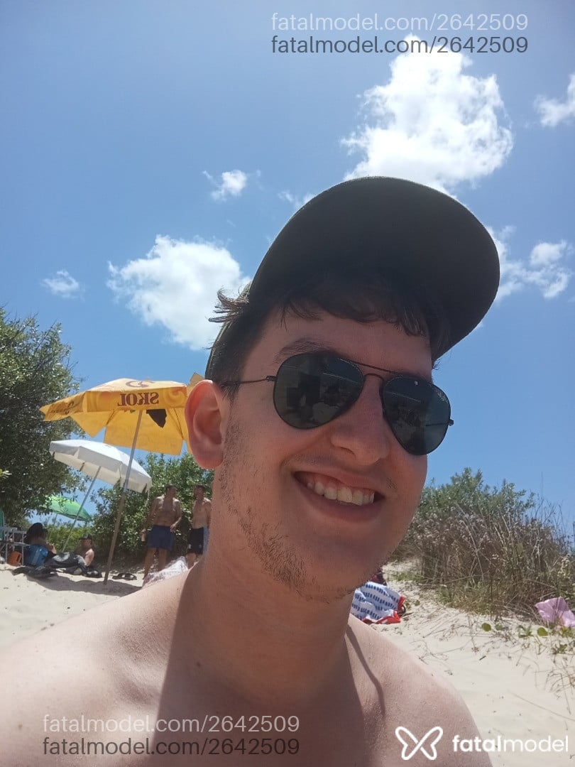 Acompanhante homem morena (o) de olhos castanhos - André Santos