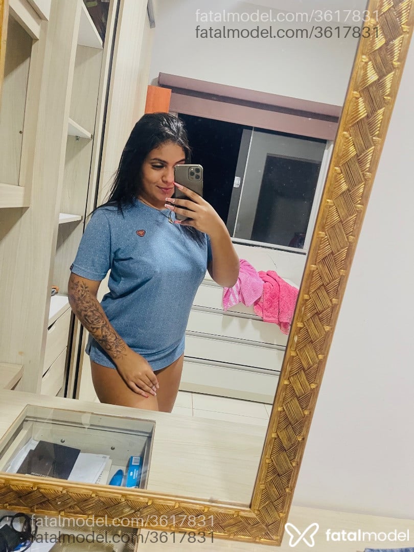 Acompanhante mulher morena (o) de olhos castanhos - Luana