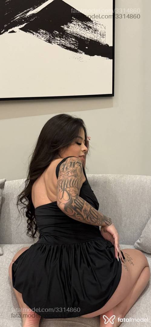 Acompanhante mulher morena (o) de olhos castanhos - Melissa