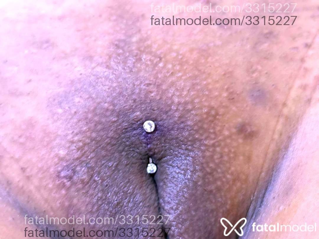 Acompanhante mulher morena (o) de olhos pretos em Senador Canedo - Lorys