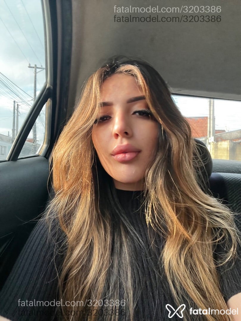 Acompanhante mulher morena (o) de olhos castanhos - Jasmim Gurgel