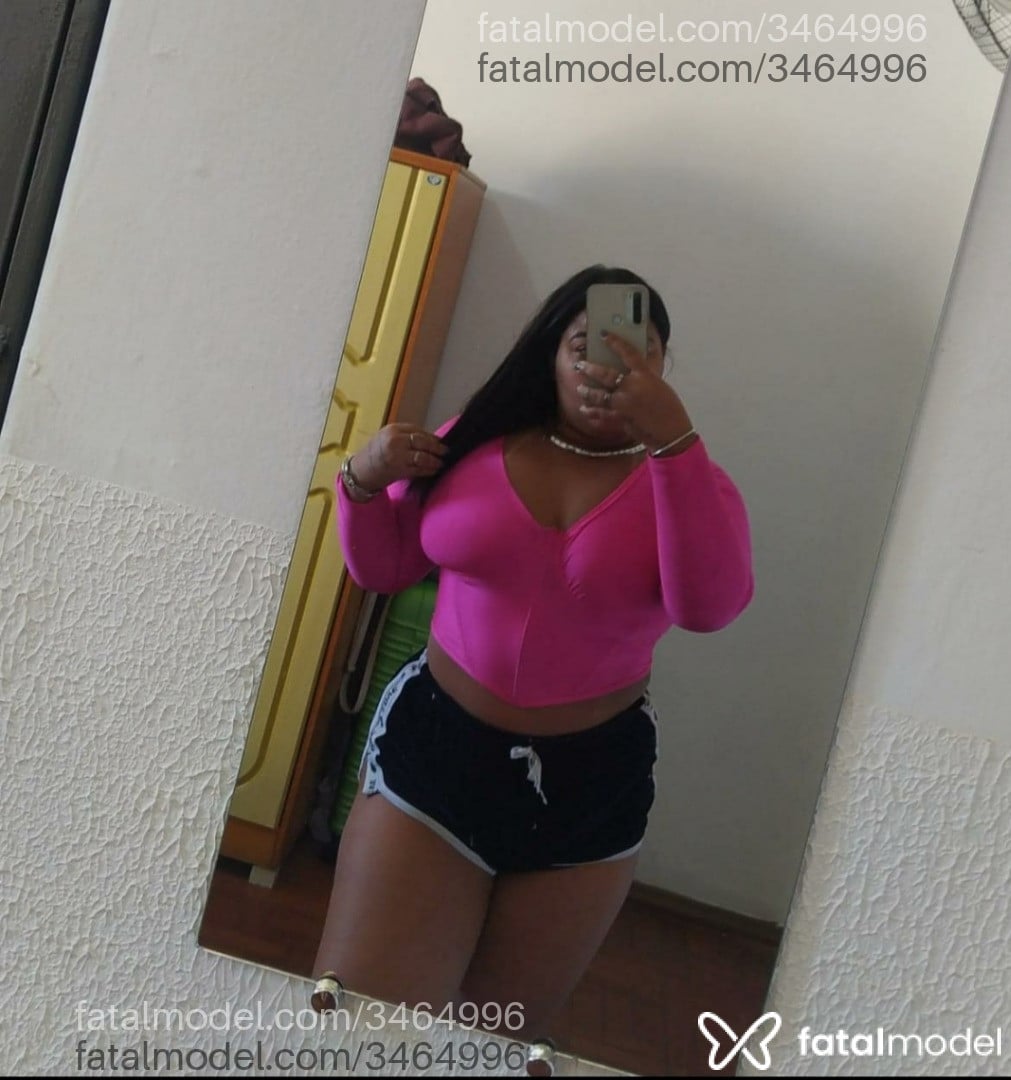 Acompanhante mulher morena (o) de olhos pretos - Renata Costa