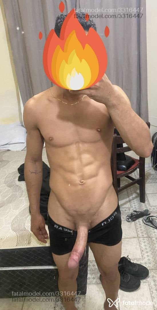 Acompanhante homem morena (o) de olhos pretos em Macaé - Hugoo