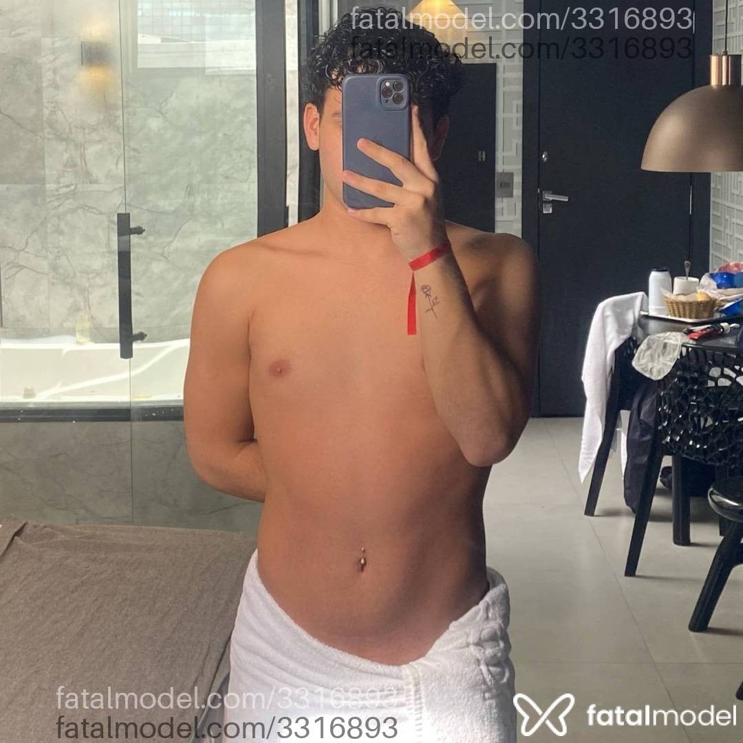 Acompanhante homem morena (o) de olhos castanhos em São Paulo - Léozinho