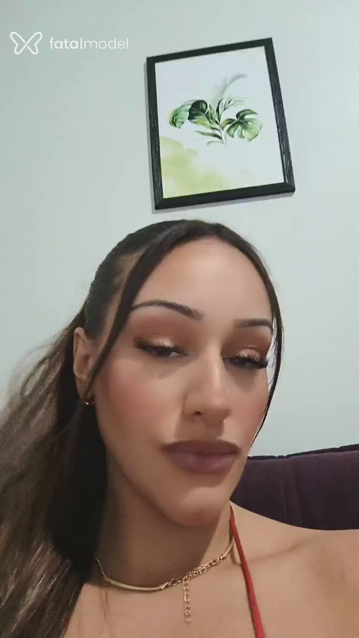 Acompanhante mulher com cabelo castanho de olhos castanhos em Sinop - Mirella Ventura