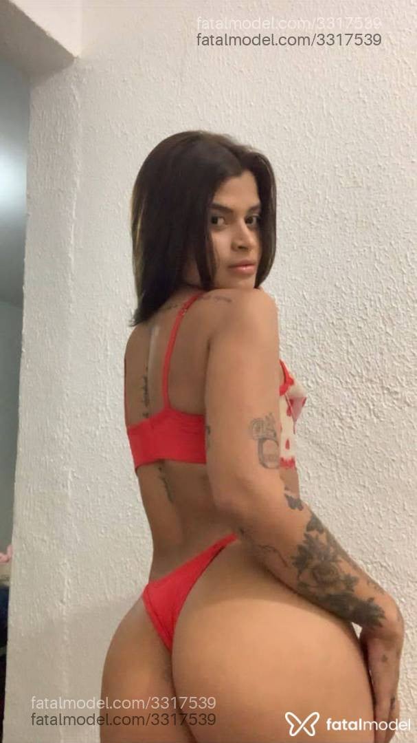 Acompanhante mulher com cabelo castanho de olhos castanhos em Maceió - Babi