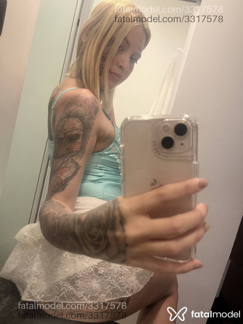 Acompanhante mulher com cabelo castanho de olhos verdes em Manaus - Lavínia