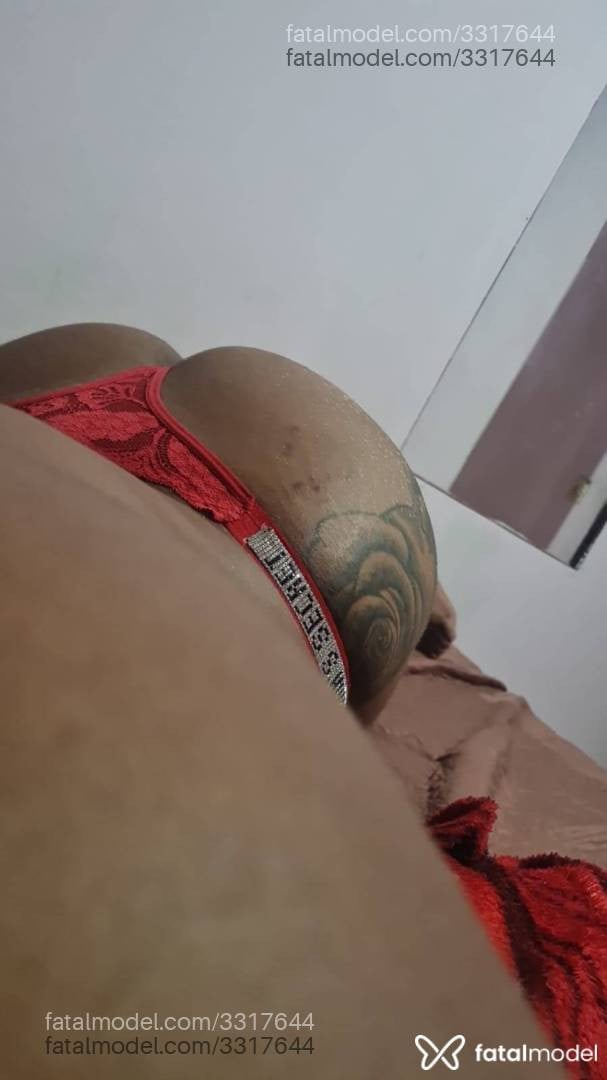 Acompanhante mulher morena (o) de olhos castanhos - Bruninha