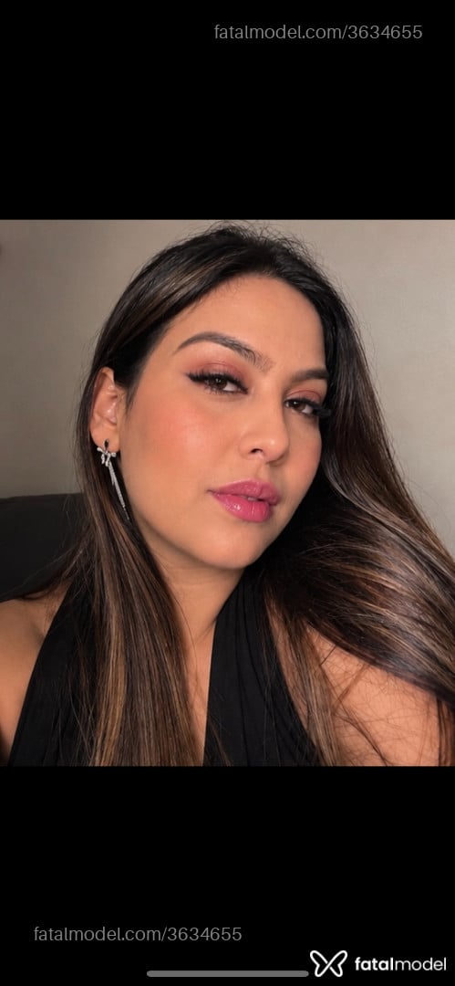 Acompanhante mulher morena (o) de olhos castanhos - Tiffany Dias