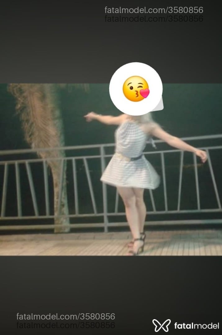 Acompanhante mulher loira (o) de olhos mel - Alana