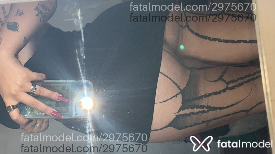 Acompanhante mulher morena (o) de olhos castanhos - Mia Kaliffa