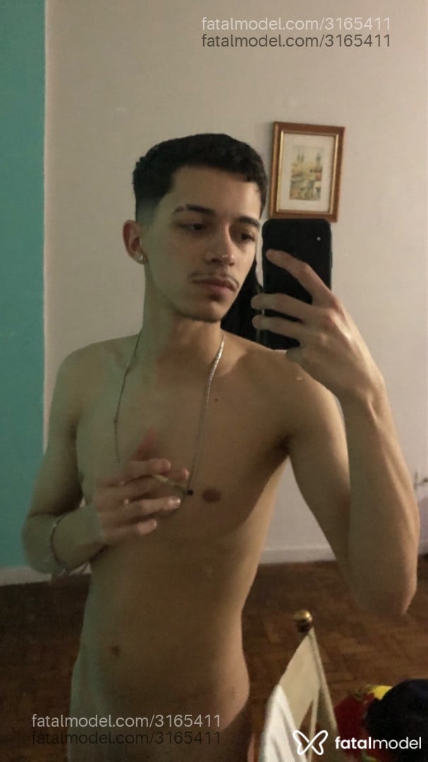 Acompanhante homem morena (o) de olhos castanhos - Caike Meno Kent