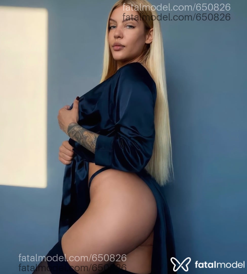 Acompanhante mulher loira (o) de olhos verdes - Bárbara Moura