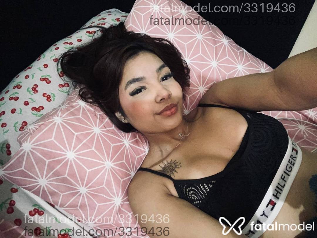 Acompanhante mulher com cabelo castanho de olhos castanhos - Sofia Sampa