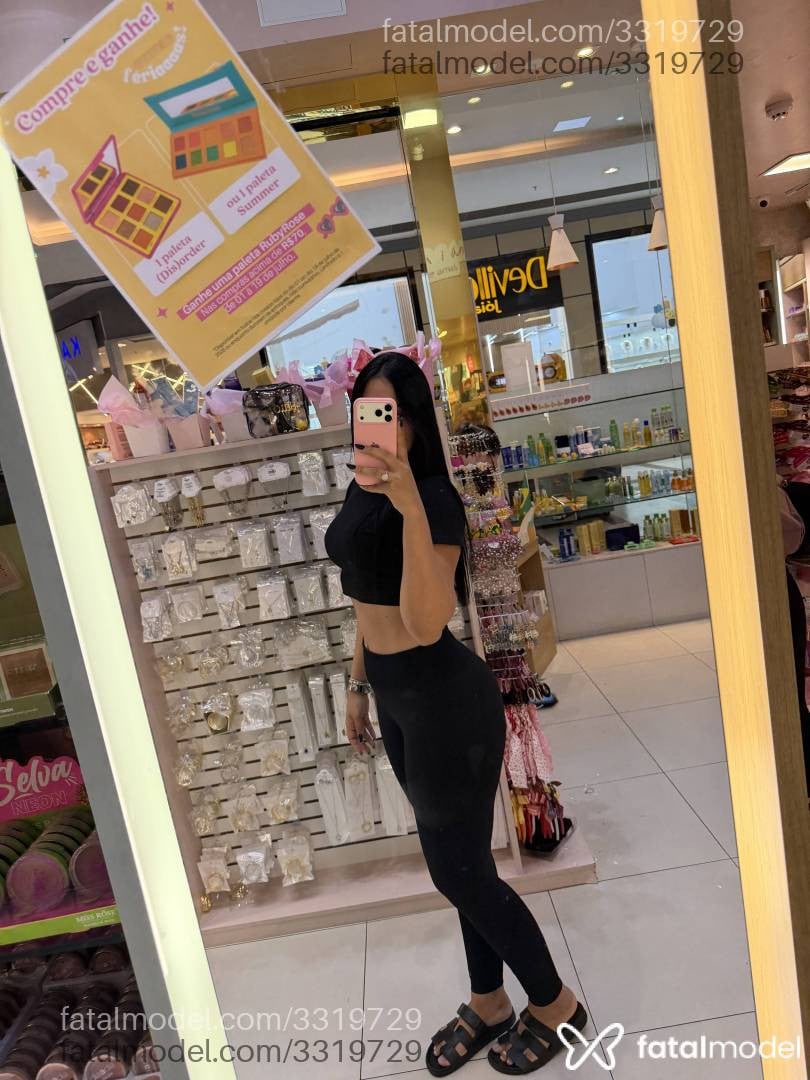 Acompanhante mulher morena (o) de olhos castanhos - Rebeca Rabelo