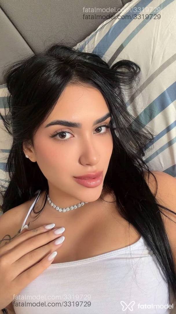 Acompanhante mulher morena (o) de olhos castanhos - Ema Rodrigues