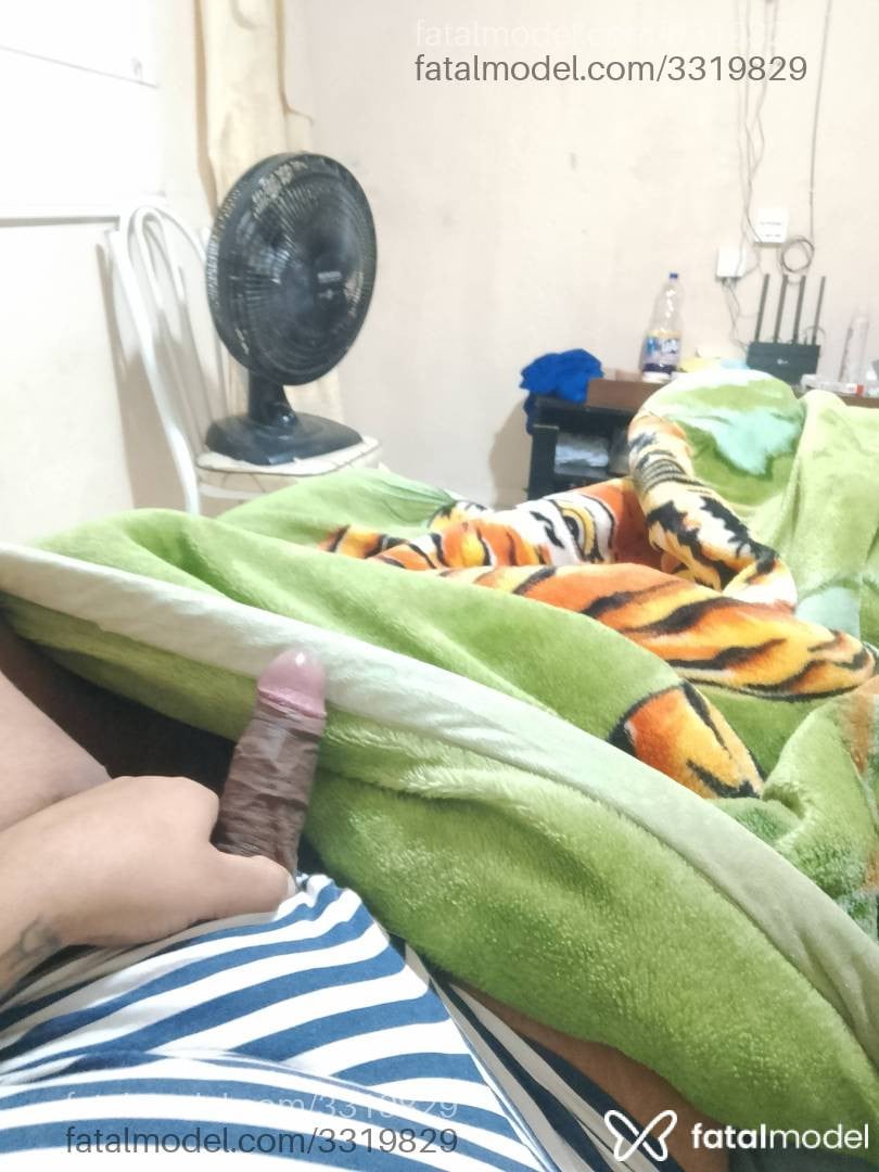 Acompanhante mulher trans loira (o) de olhos pretos em Arapongas - Julia