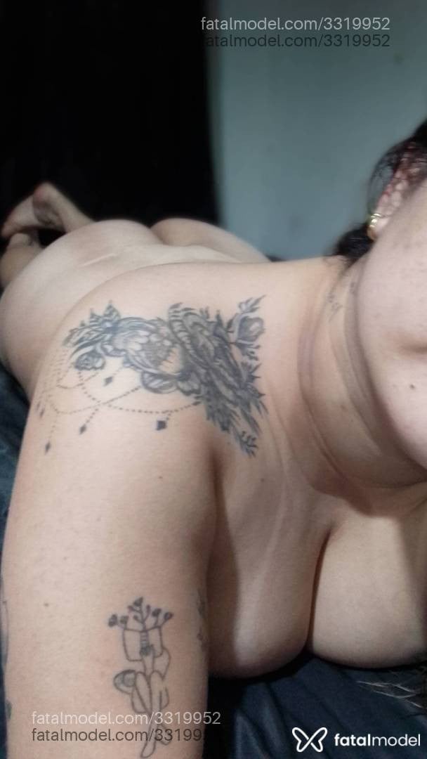 Acompanhante mulher ruiva (o) de olhos castanhos - Melzin