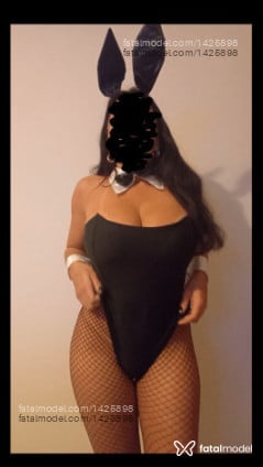 Acompanhante mulher morena (o) de olhos castanhos - Giovana Risk