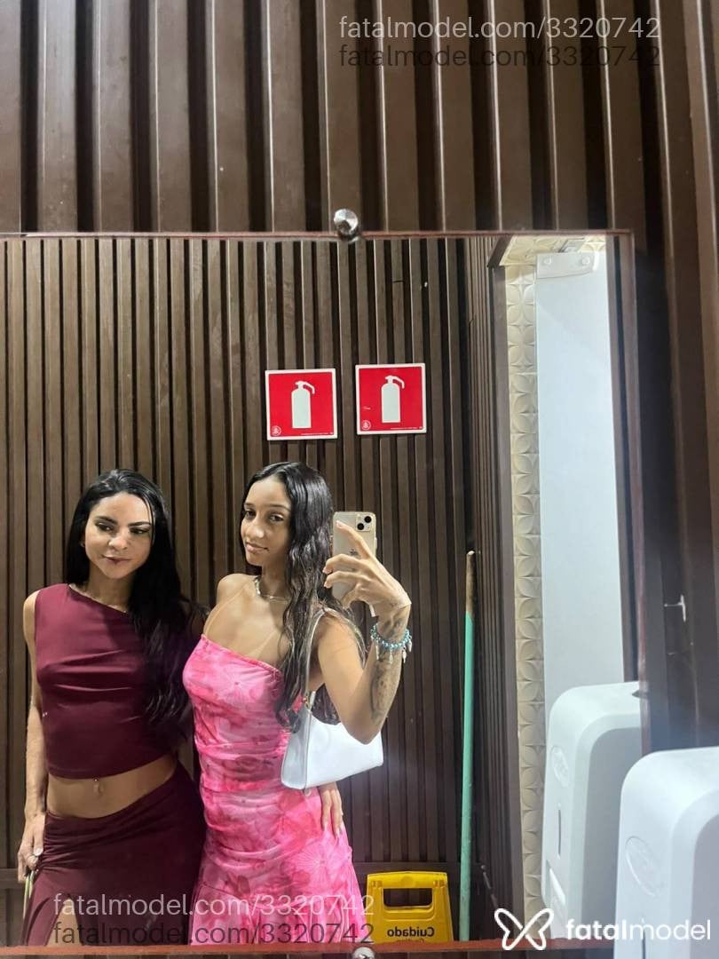 Acompanhante mulher com cabelo castanho de olhos castanhos em Uberlândia - Melissa Bianchi