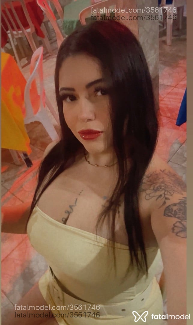 Acompanhante mulher morena (o) de olhos castanhos - Luísa