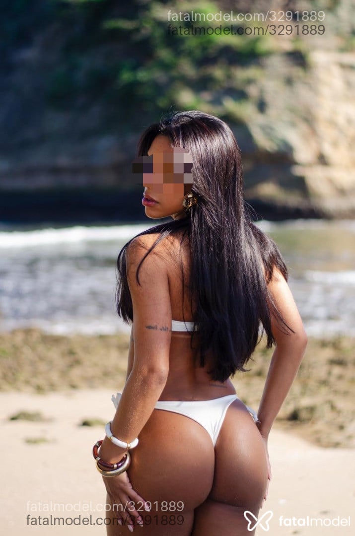 Acompanhante mulher morena (o) de olhos castanhos - Mary
