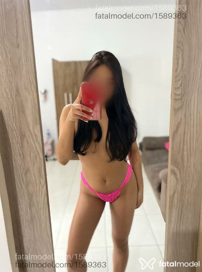 Acompanhante mulher morena (o) de olhos castanhos - Yasmin Ferrari