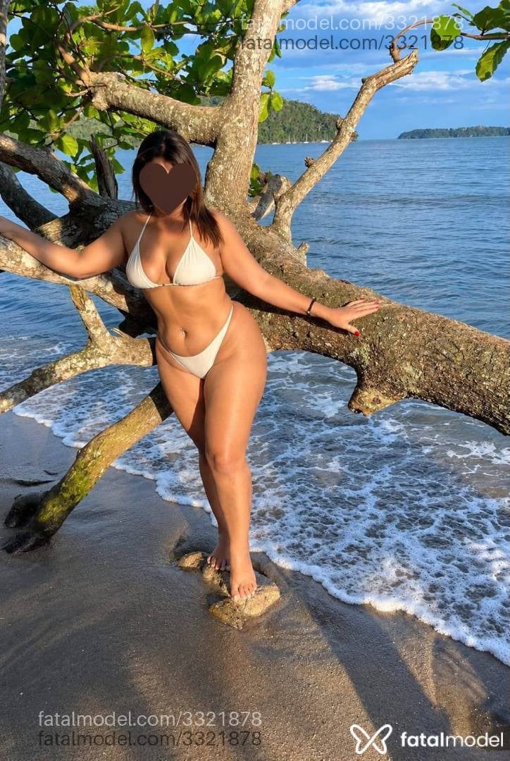 Acompanhante mulher com cabelo castanho de olhos mel - Paula
