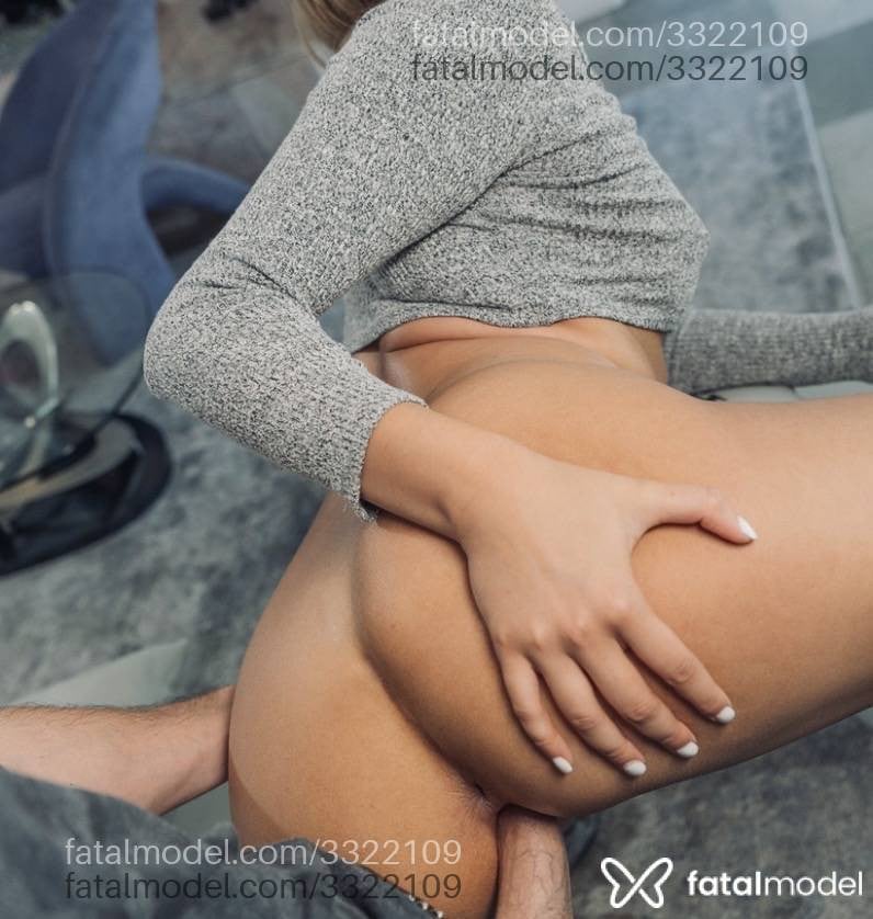 Acompanhante mulher loira (o) de olhos castanhos - Maria Fernanda Acompanhante mulher loira (o) de olhos castanhos - Maria Fernanda
