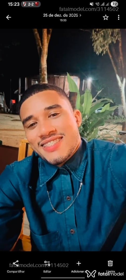 Acompanhante homem morena (o) de olhos castanhos - Henrique