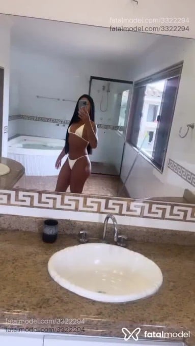 Acompanhante mulher morena (o) de olhos castanhos em Ipatinga - Francielly