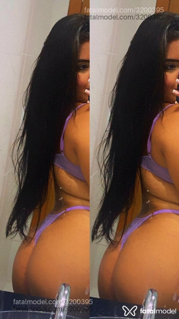 Acompanhante mulher morena (o) de olhos castanhos - Lavínia Tavares
