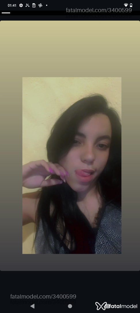Acompanhante mulher morena (o) de olhos castanhos - Daniela