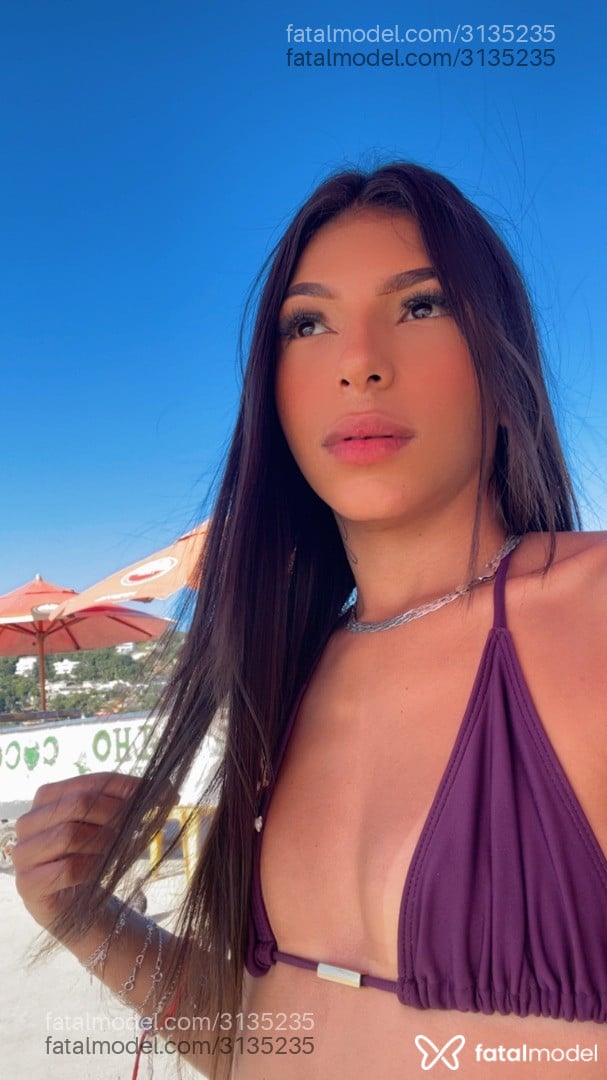 Acompanhante mulher com cabelo castanho de olhos castanhos - Nathyy