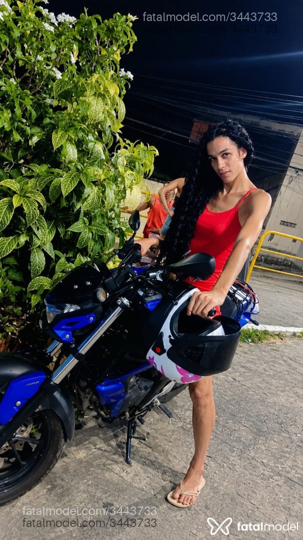 Acompanhante mulher trans loira (o) de olhos castanhos - Lorrany gabrielly 