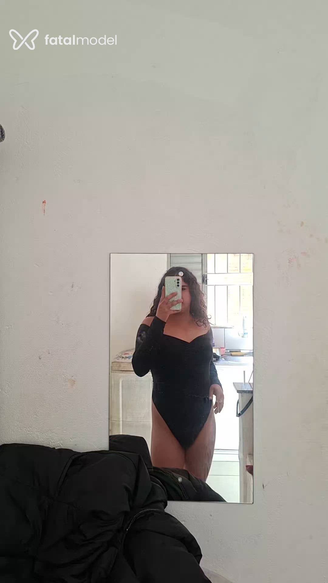 Acompanhante mulher trans morena (o) de olhos castanhos - Melissa