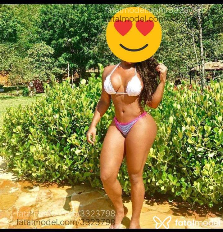 Acompanhante mulher com cabelo castanho de olhos pretos - Rafaela