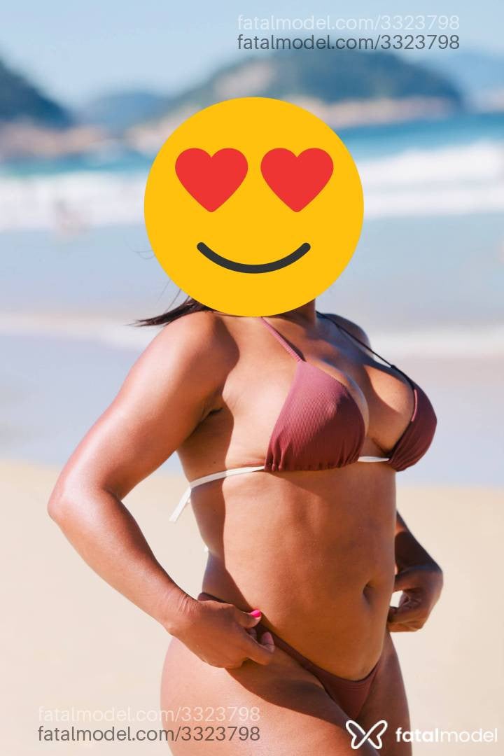 Acompanhante mulher com cabelo castanho de olhos pretos - Rafaela
